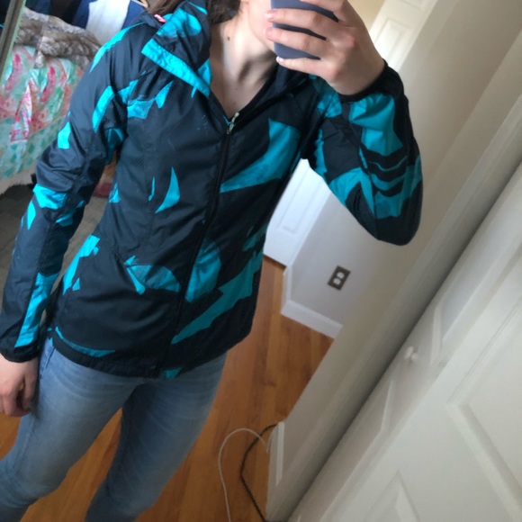 lululemon athletica Jackets & Blazers - sale‼️LululemonLightweight Backpack-Jacket